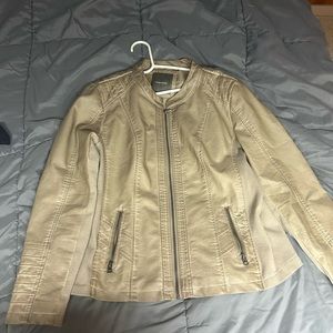 XL Beige/tan faux leather jacket. Never worn. Maurices brand